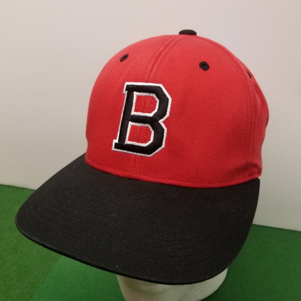 H24 - "B" Hat